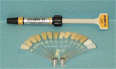 CLEARFIL ST SIRINGA OPAQUER 4GR.  L