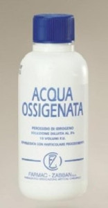 ACQUA OSSIGENATA 10 VOL. 250ML.